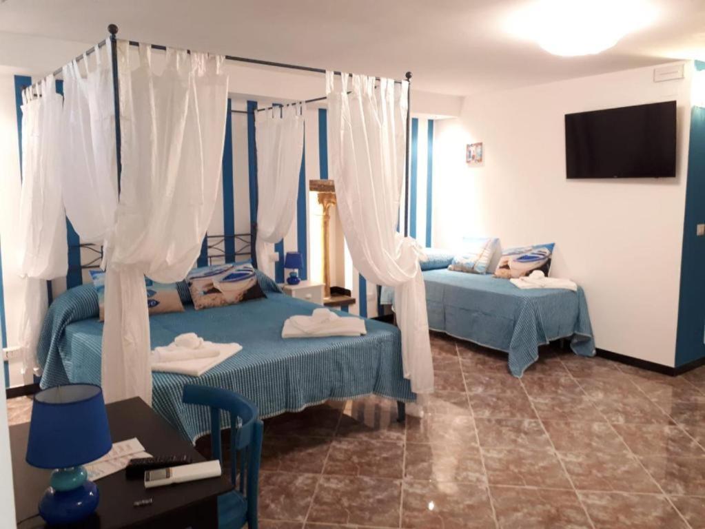 Suite Palazzo Luciani Salerno Exteriér fotografie
