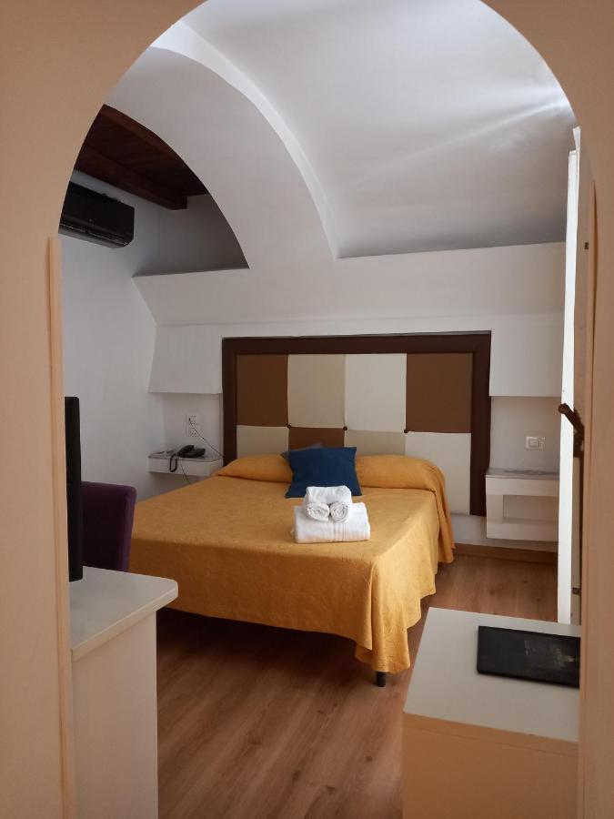 Suite Palazzo Luciani Salerno Exteriér fotografie