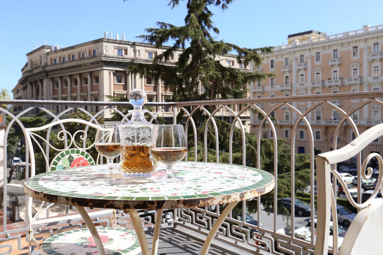 Suite Palazzo Luciani Salerno Exteriér fotografie